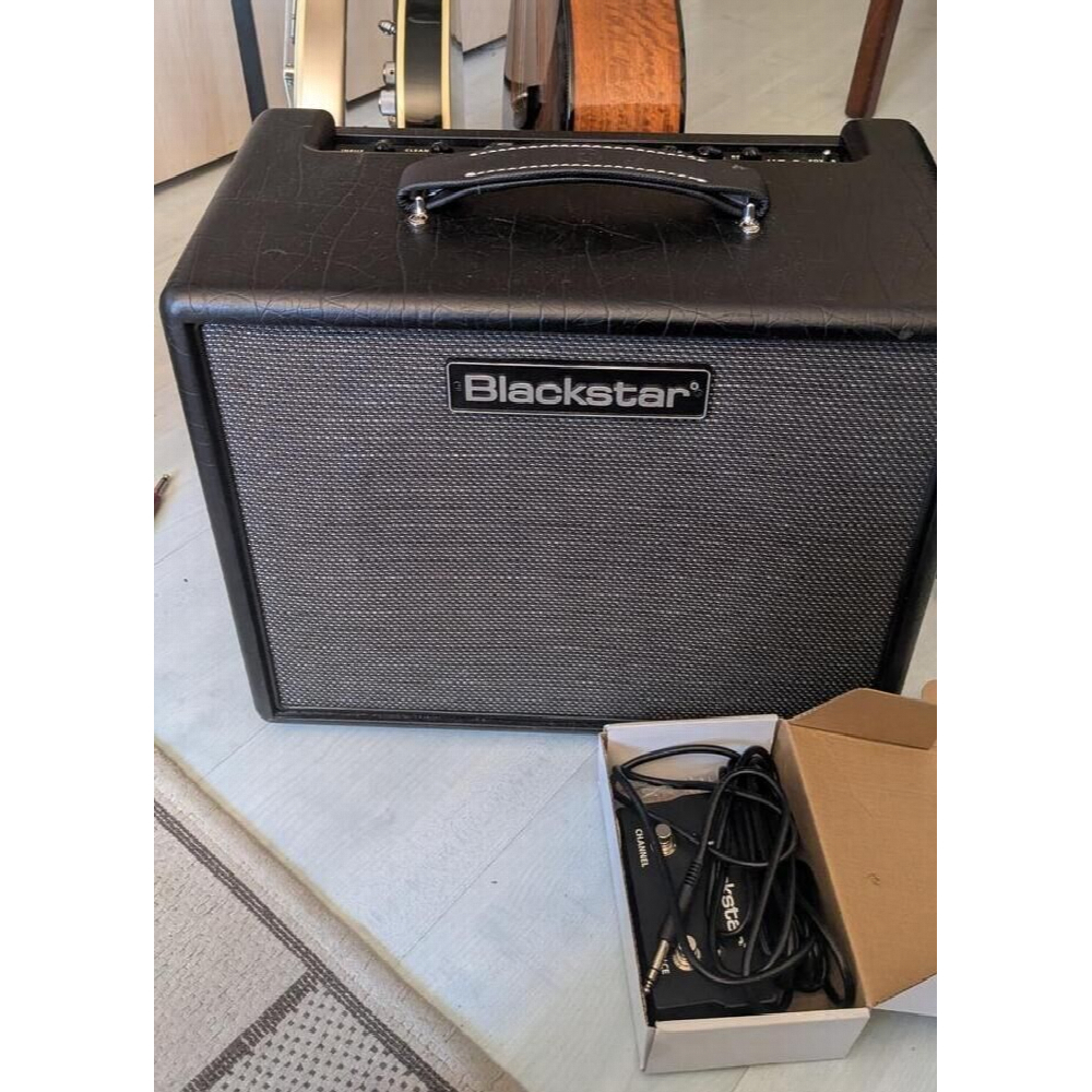 Amplificador Blackstar HT5 MKIII de válvulas
