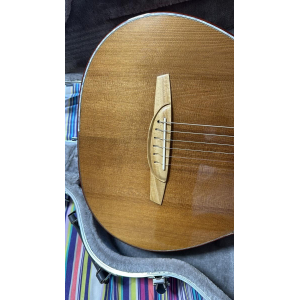 Martelli guitarra Baryton en si