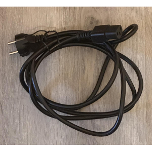 Dave Smith Prophet rev2 es un sintetizador de 8 voces en formato desktop.