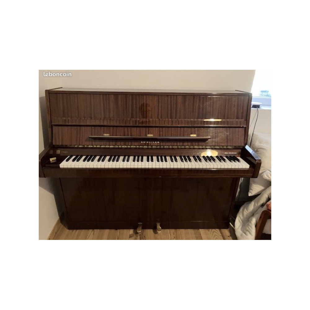 Excellent piano droit d'expression allemand Ed. Seiler Authentique