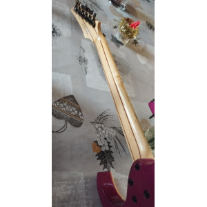 Ibanez E-Gitarre – violett quiltierte Ausführung