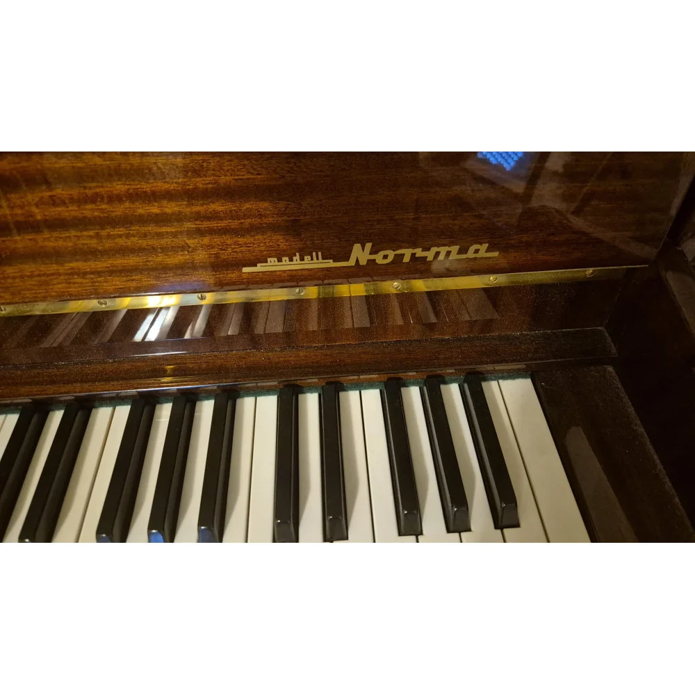 Piano vertical Hupfeld Modelo Norma