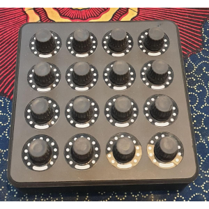 DJ Techtool Midifighter twister (vendu)