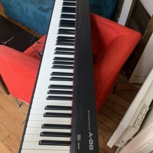 Clavier Maître Roland A88 toucher lourd
