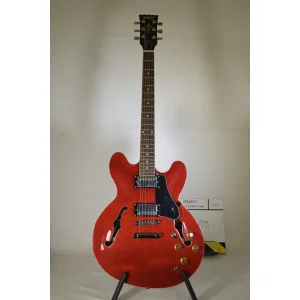 Vintage VSA500CR Semi-Acoustic Guitar Cherry Red | Guitarra Vintage