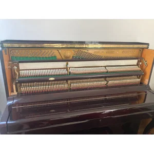 Piano droit EARL WINDSOR modèle Flora