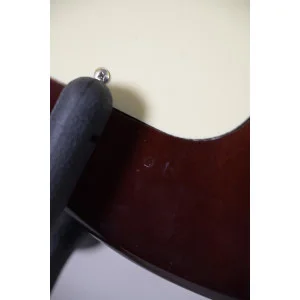 Vintage V100IT Guitar Flame Iced Tea | Guitarra eléctrica de segunda mano con defecto estético