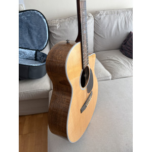 Guitarra Martina SC-13E