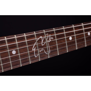Magneto Guitars, Série Signature, Eric Gales Sonnet Rawdawg RD3, Blanc Vintage