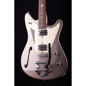 Magneto Guitars, Starlux, Or Sunset