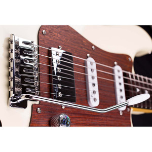 Magneto Guitars, Sonnet Deluxe, Vintage White