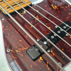 Fender American Ultra Jazz Bass V USA – 2022 – Arctic Pearl – Case Fender