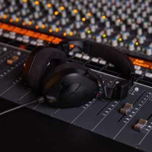 RODE NTH100 Auriculares Monitor