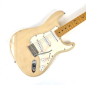 Fender Stratocaster Highway One 2002 Honey Blonde