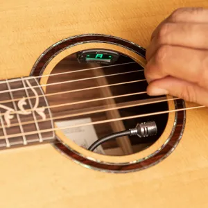 Serie VL 28, electroacústica Grand Auditorium con cutaway, tapa de abeto macizo VVS