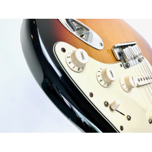 Fender Stratocaster American Deluxe 2002 Sunburst