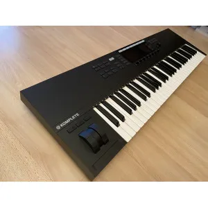 Clavier Komplete Kontrol S61 MK2