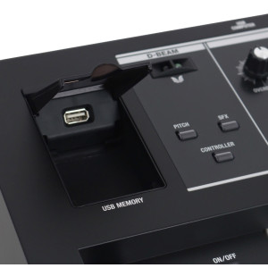 Synthé ROLAND VR-09 + Volume-Pedal