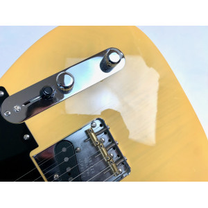 Fender Nocaster 1951 NOS Custom Shop 2013 Butterscotch Blonde Abigail « Abby » Ybarra