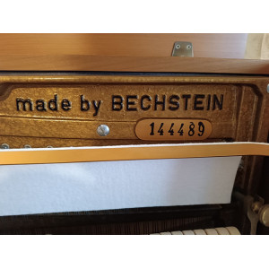 Piano droit HOFFMANN