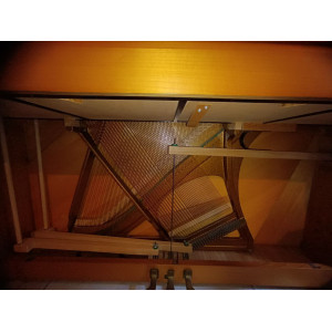 Piano droit HOFFMANN