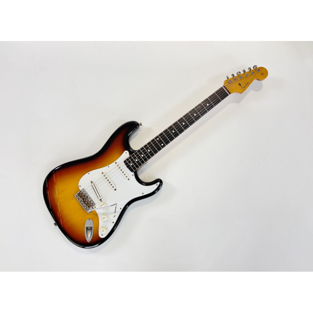 Fender Stratocaster ST-62 crafted in Japan 2004-2005 Sunburst