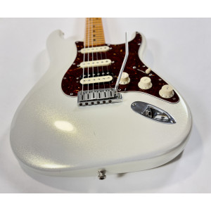 Fender Stratocaster American Ultra HSS 2023 Arctic Pearl