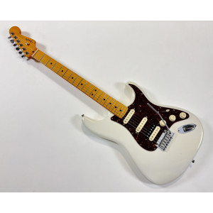 Fender Stratocaster American Ultra HSS 2023 Arctic Pearl