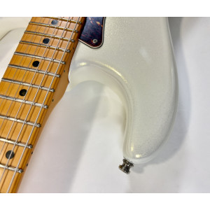 Fender Stratocaster American Ultra HSS 2023 Arctic Pearl