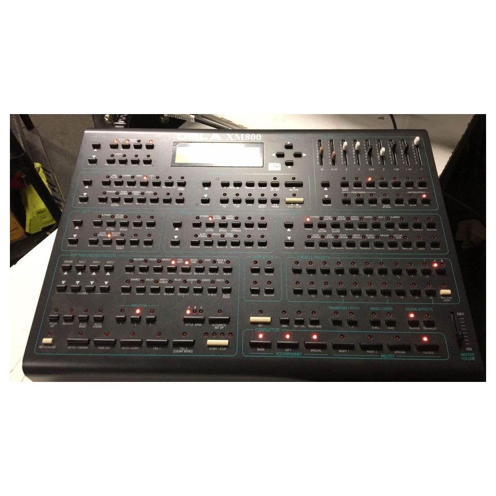 ORLA Xm800 - expandeur / arrangeur / boite à rythmes
