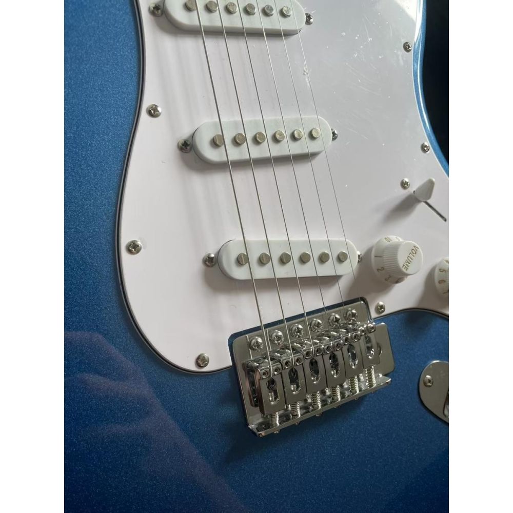 Guitare électrique EKO S300 METALLIC BLUE