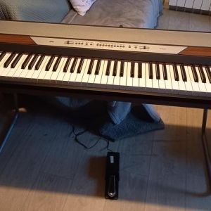 piano numérique  Korg SP-250