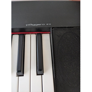 Yamaha Piano NP32