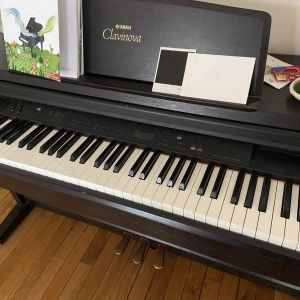 Yamaha clavinova CLP-840