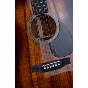 Martin Custom Shop CS-OM-C22030502 Geflammte Koa