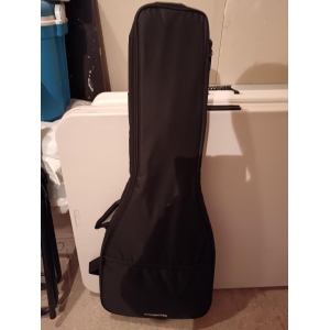 Ibanez Guitare "gio" + ampli Marshall 100 watts + pédale distorsion Marshall