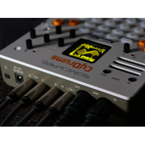 Sonicware CyDrums – Expressive Drum Synthesizer, incl. Case