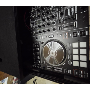 Contrôleur denon mc7000