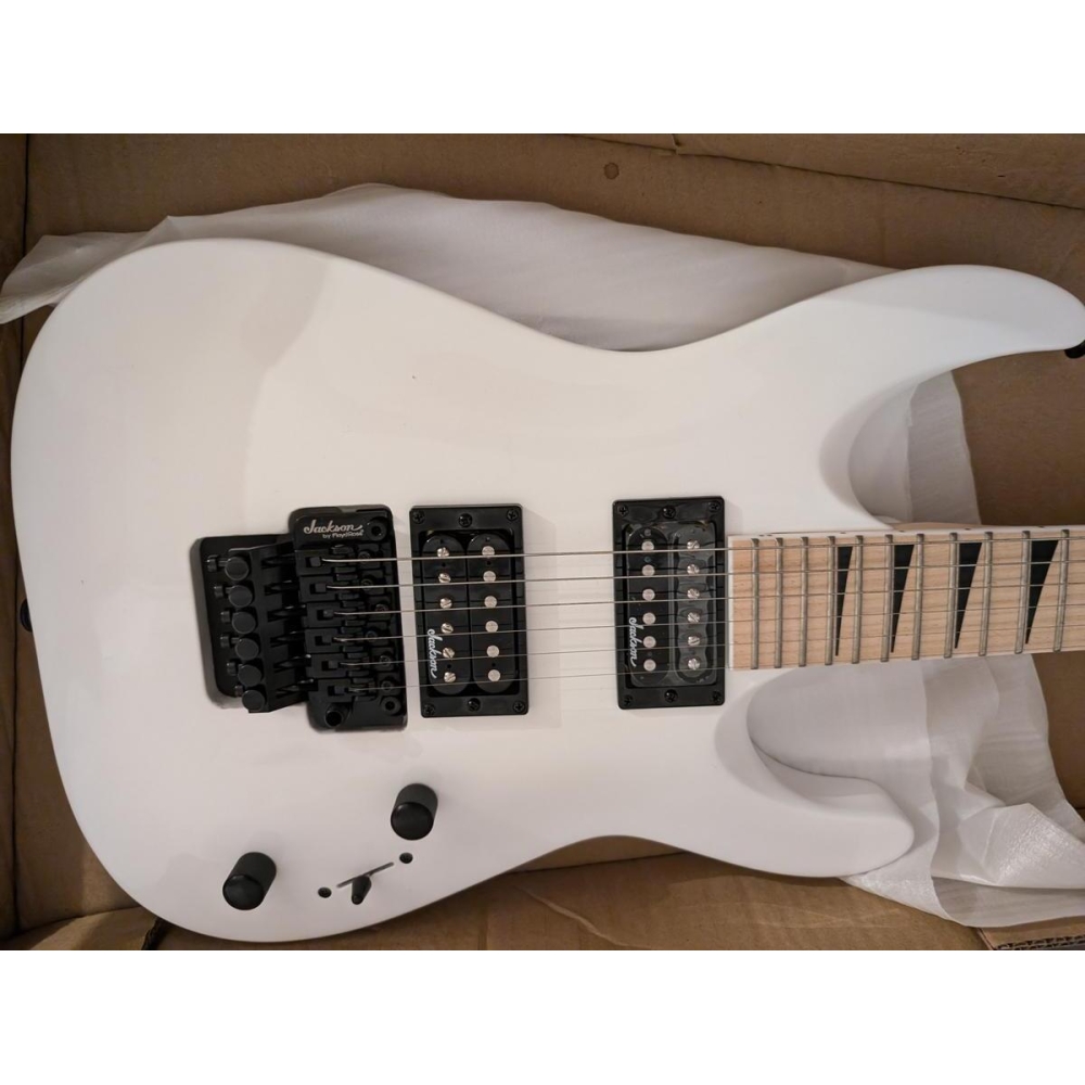 ¡Descubre la guitarra eléctrica Jackson JS32!