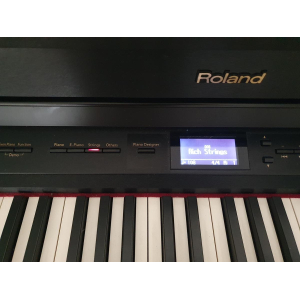 Roland HP307 piano digital