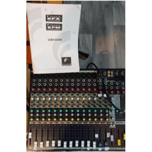 Table de mixage Soundcraft EFX12