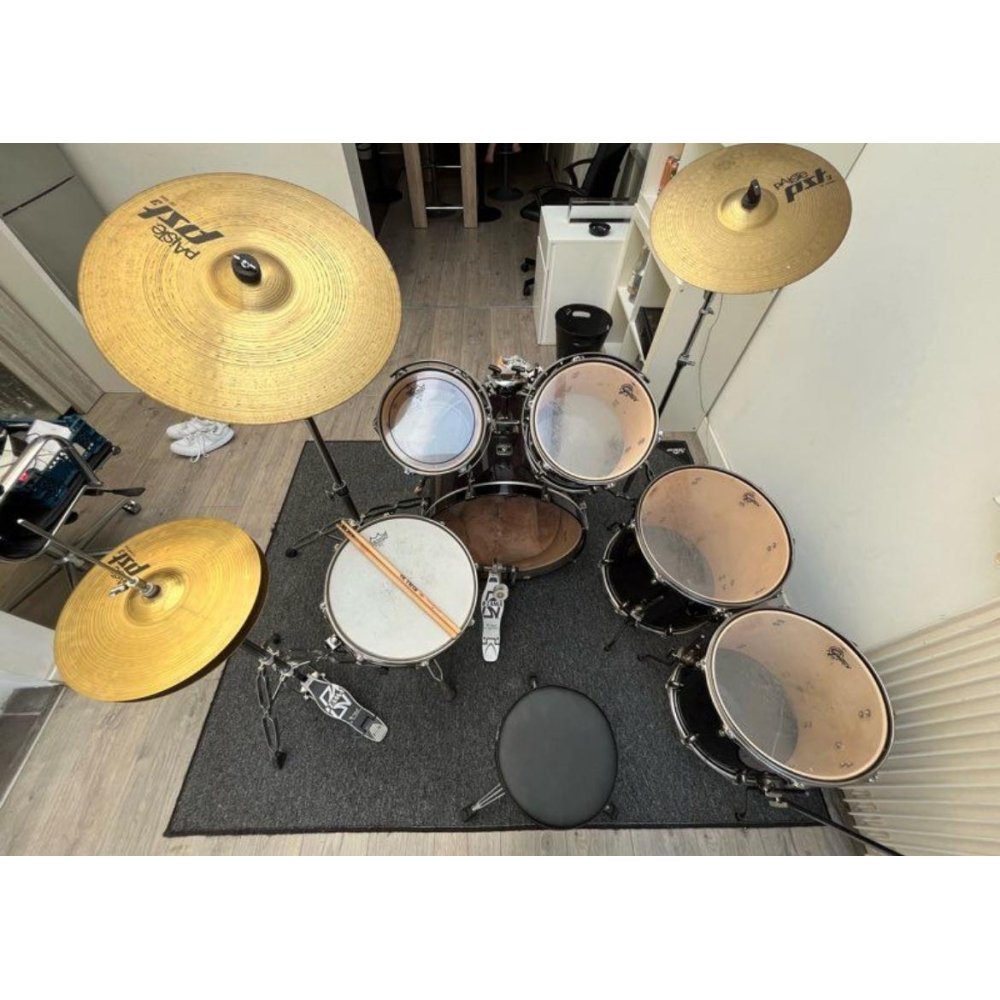 Black Gretsch Drum Kit