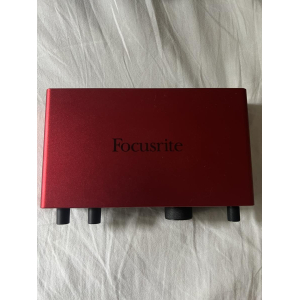 Tarjeta de sonido Focusrite 2i2 4ta generación