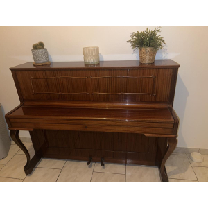 Schindler Piano