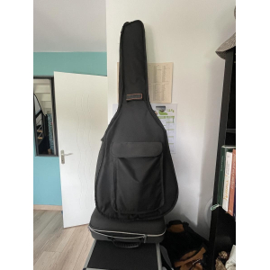 Lâg Occitania is a high-quality acoustic guitar handcrafted in France. With its unique design and impeccable craftsmanship, it 