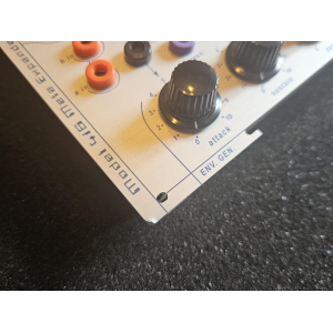 Modelo 416 Meta Expander (Buchla)