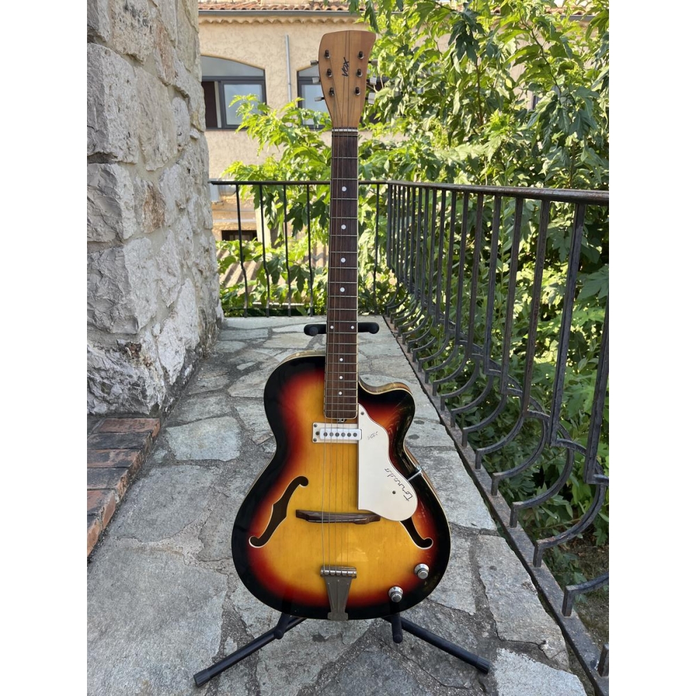 Sold - Vox Tornado V247
