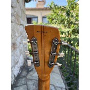 Sold - Vox Tornado V247