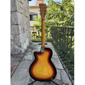 Sold - Vox Tornado V247