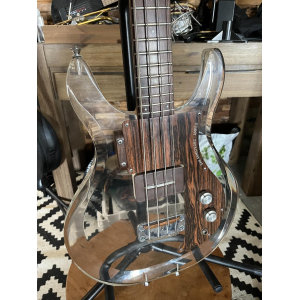 Dan Armstrong Ampeg Lucite Bass